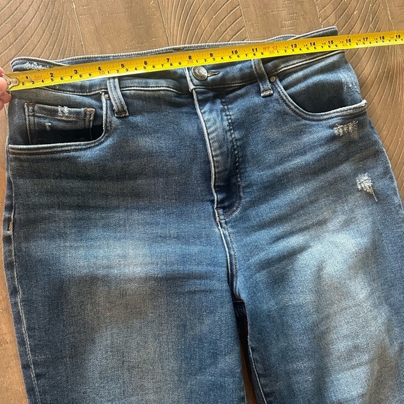 KUT from the Kloth Reese High-Rise Fab AB Ankle Straight Raw Hem Jeans size 10 - Picture 10 of 13